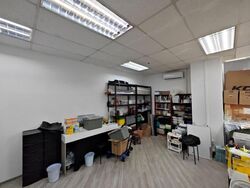 Toh Guan Centre (D22), Factory #639806381